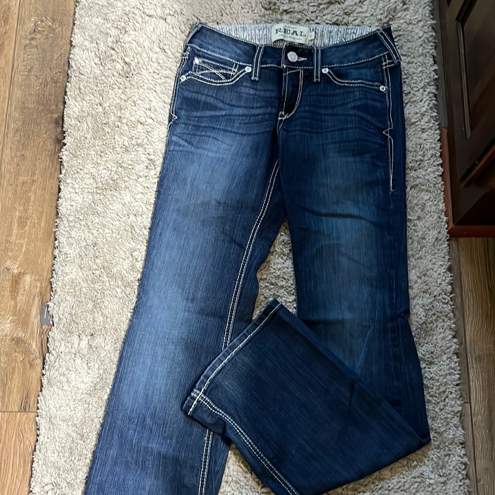 Ariat dark wash boot cut jeans. Size 26R. Worn twice!!